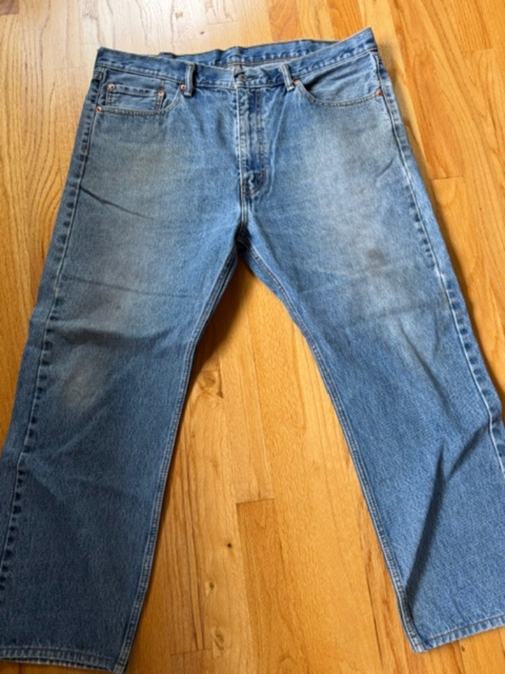 Levis Strauss size 40  jeans
